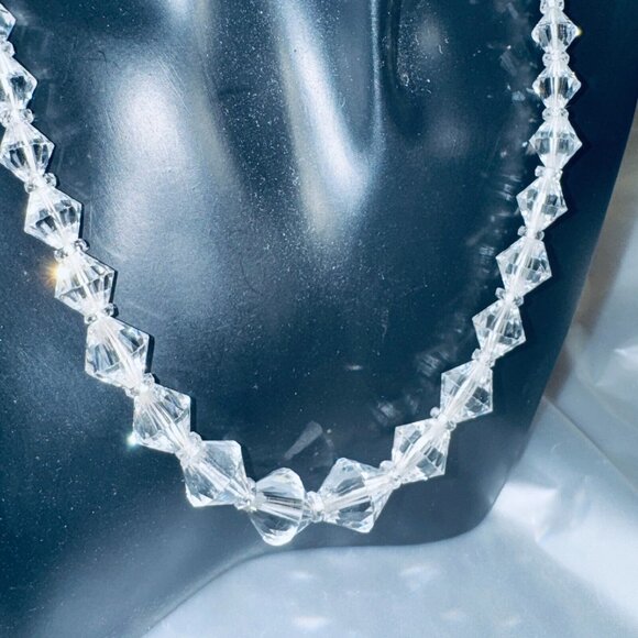 Vintage Single Strand Glass Crystal Faceted Beads Choker Necklace 16 in *READ* - Picture 2 of 6